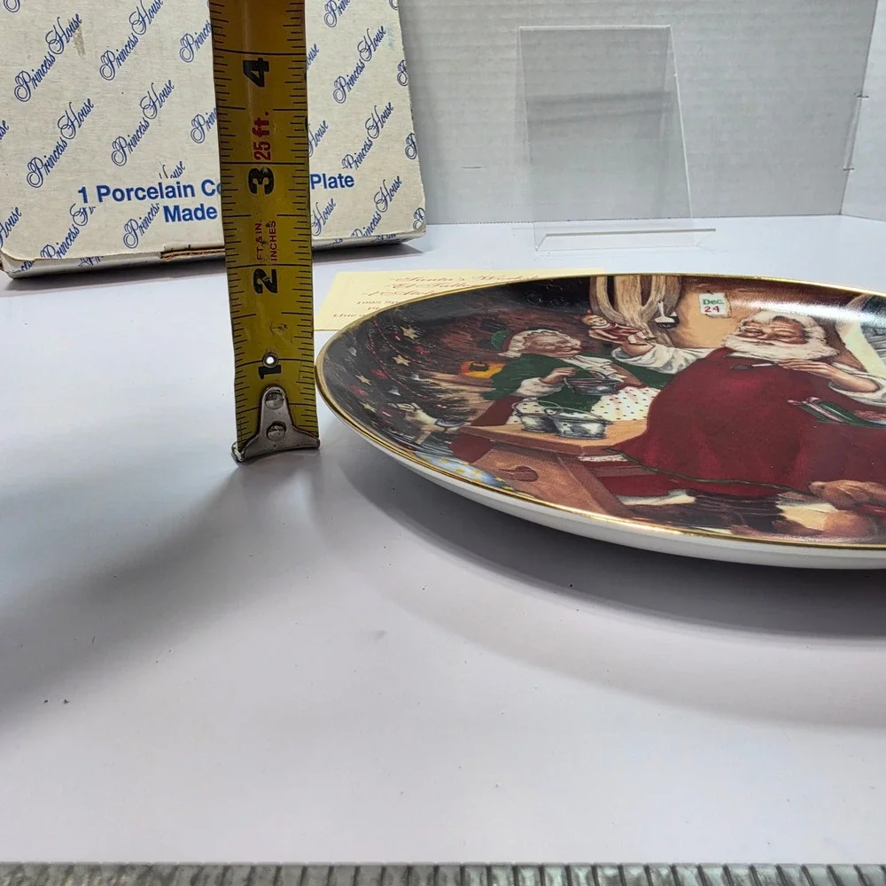 Princess House Santa's Workshop 1995 Special Edition Collector Plate 18K Gold*
